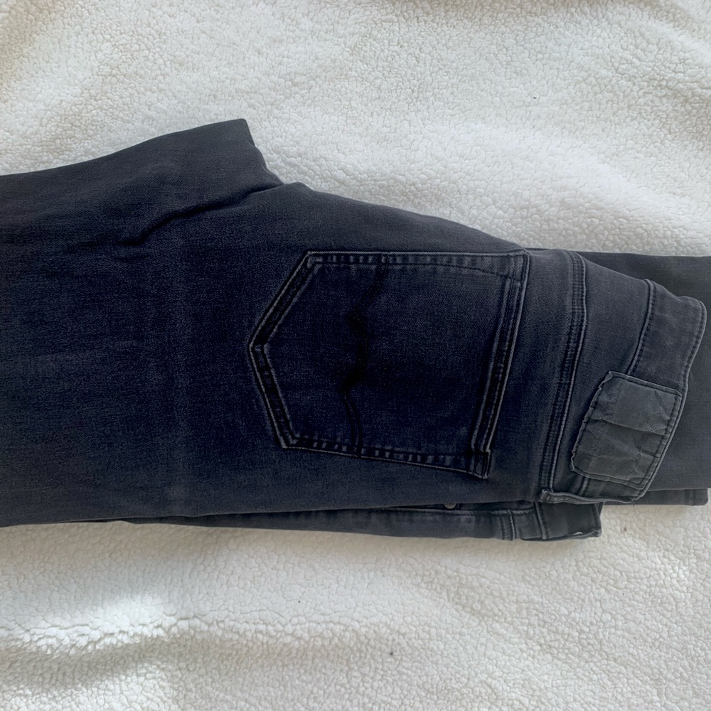 EUC American Eagle black jeans 31x32